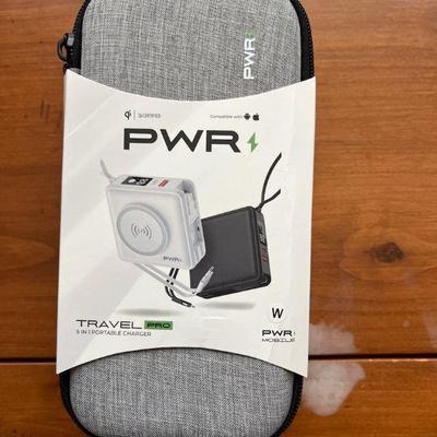 BEE194- Power Mobile (5) In One Portable Charger Travel Pack 