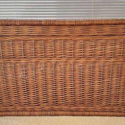 BEE104- Woven Storage Basket