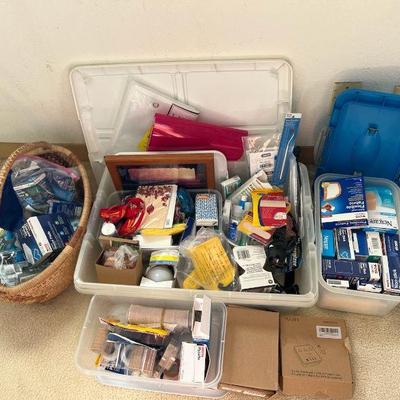 BEE105- Mystery Bathroom Cabinet Lot