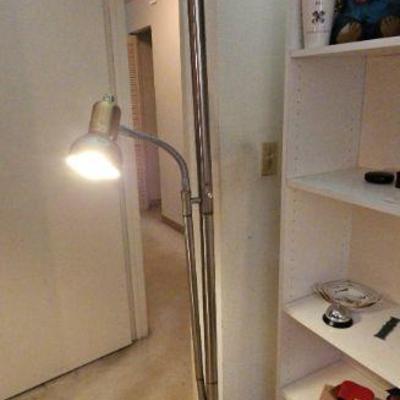 BEE144-Large Metal Standing Floor Lamp W/Reading Light