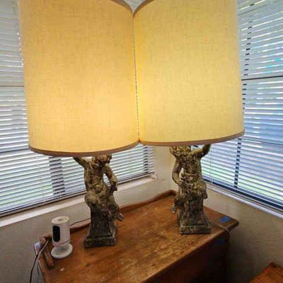 BEE026-Pair Of Vintage Classical Cherub Table Lamps