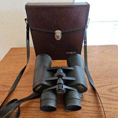 BEE117-Vintage Minolta Classic II Binoculars