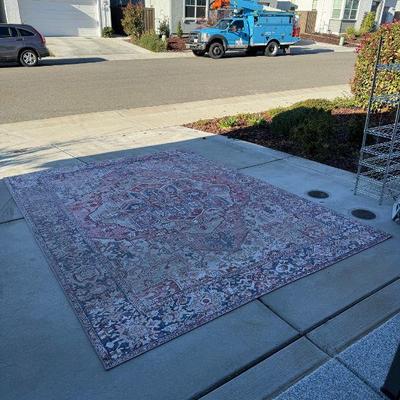 Surya Iris Collection 9' x 12' Rug