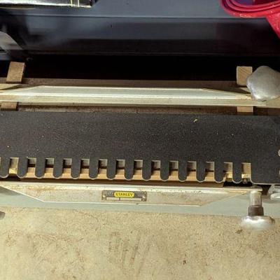 Stanley dovetail router
