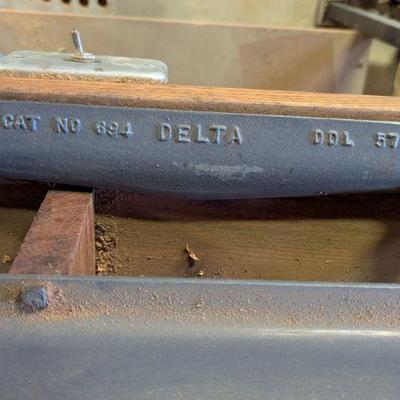 Delta 4 ft lathe with 4 ft extension