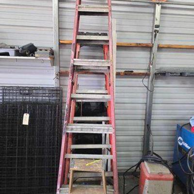 #1012 • (3) Ladders
