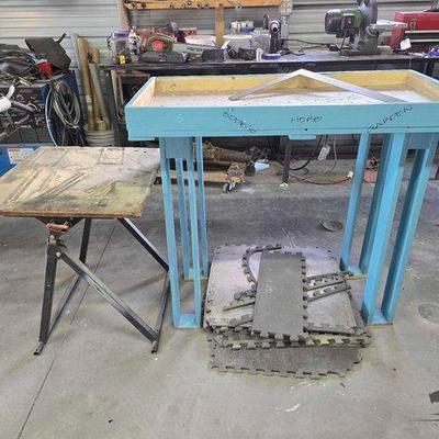 #1616 • Two Work Tables Square and Floor Mats
