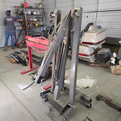 #1510 • Pittsburgh Heavy Duty 2 Ton Folding Engine Crane

