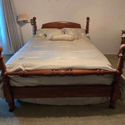 Cg136 queen size bed