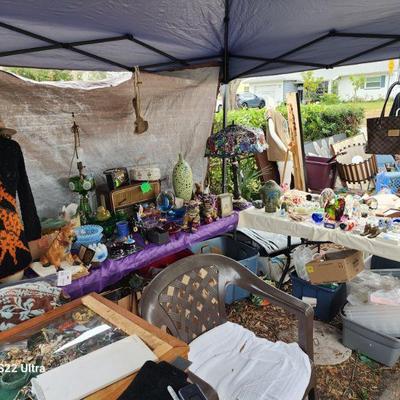 Estate sale photo