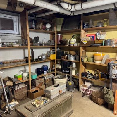 Estate sale photo