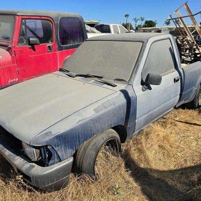 #316 • 1990 Toyota Pickup
