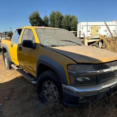 #430 • 2004 Chevrolet Colorado Pickup Truck, VIN # 1GCDS136148220742
