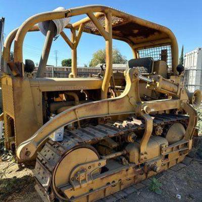 #285 • International TD9 Dozer

