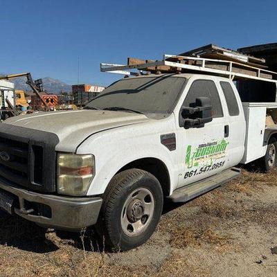 #420 • 2008 Ford F-350 Pickup Truck
