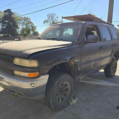 #96 • 2004 Chevy Tahoe
