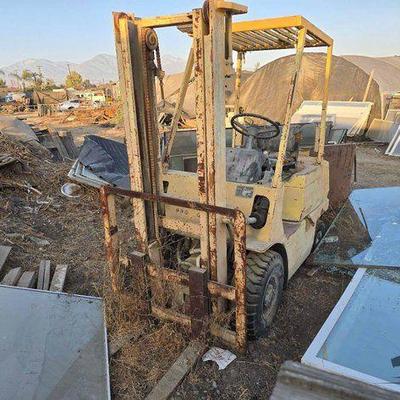 #295 • Mitsubishi Forklift FG15
