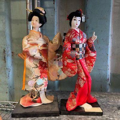 #3540 • (2) Japanese Doll Figurines
