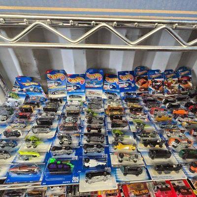 #4064 • NEW!!! (108) Hot Wheel Die-Cast Cars
