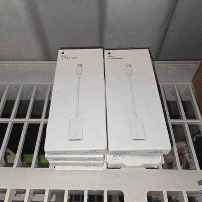 #7552 • NEW!!! (8) Apple USB-C to USB Adapter
