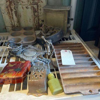 #3564 • Cast Iron Pan, Single Burners, Cooking Trays & Metal Box
