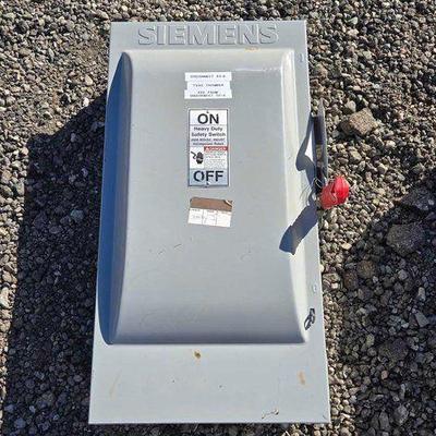 #80216 • Siemens Saftey Disconnect D2-B Switch

