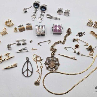 #1000 • Costume Jewelry
