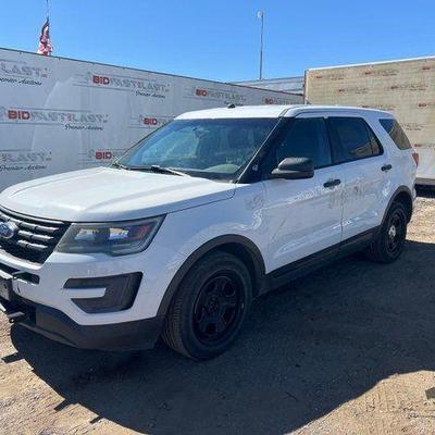 #180 • 2016 Ford Explorer
