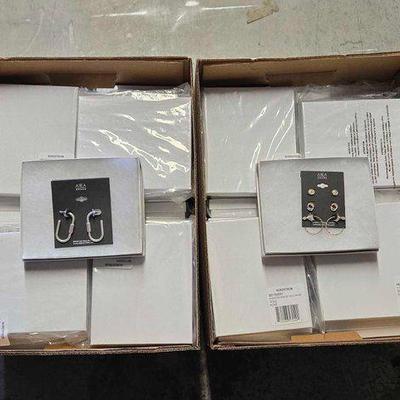 #4310 • NEW!!! Over (40) Pairs of Nordstrom Rack Earrings

