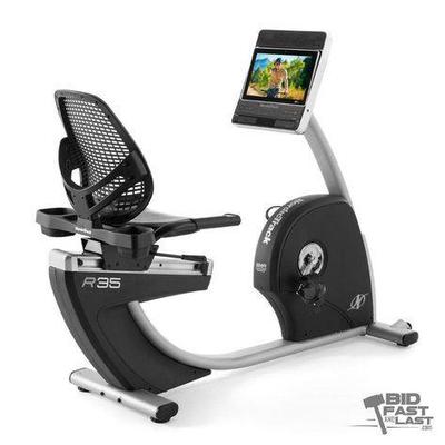 #4708 • NEW!!! NordicTrack Commercial R 35 Bike
