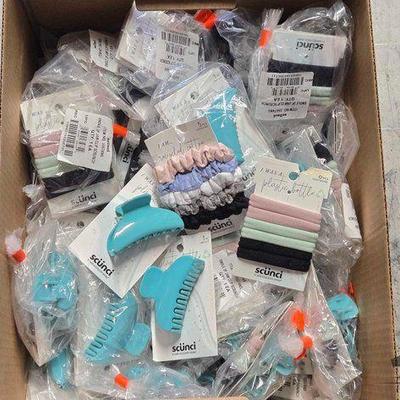 #4306 • NEW!!! Over (30) Scunci Hair Clips & Hair Ties
