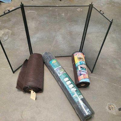 #2536 • 3-Fold Screen and 3 Rolls of Shade Fabric
