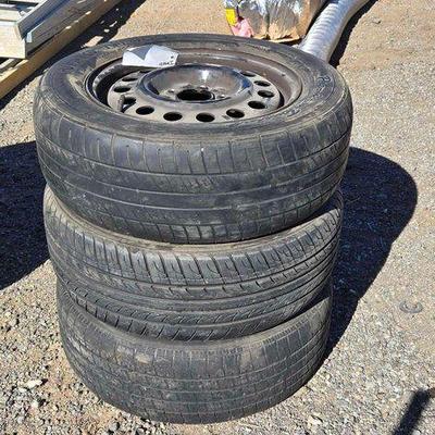 #80202 • (3) Premium Towing Nitto NT460 Cheverolet 5 Lug Tires
