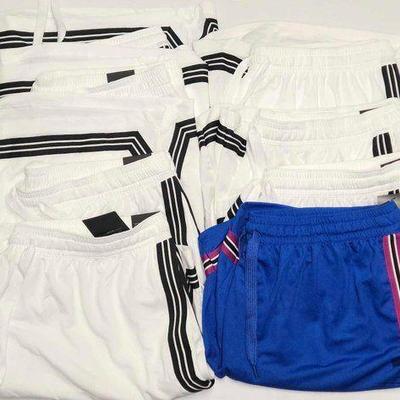 #7204 • NEW!!! (8) Womens 3XL Nike Dri-Fit Shorts
