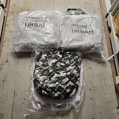 #7268 • NEW!!! (3) Urbanfit by Urban Expressions Camo Breakaway Bags
