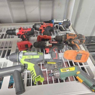 #8586 • (8) Cordless Drills/Screwdrivers
