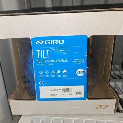 #7504 • NEW!!! Giro Tilt Snow Helmet
