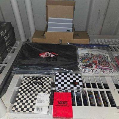 #7532 • NEW!!! Vans Decor & Bags
