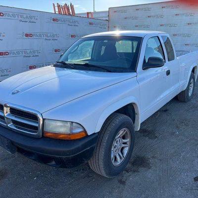 #275 • 2004 Dodge Dakota
