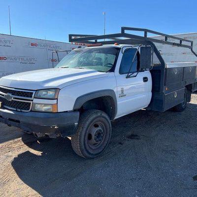 #290 • 2006 Chevrolet Silverado 3500 Diesel
