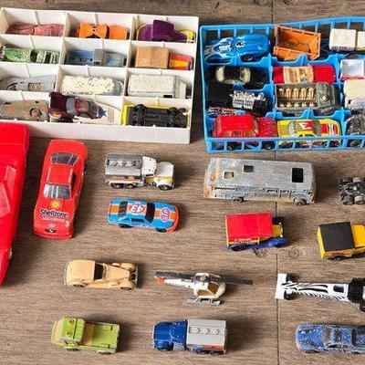 Sale Photo Thumbnail #214: #4060 • Over (40) Die-Cast Cars & Toy Cars
