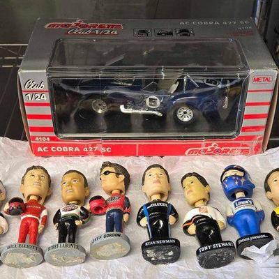 #4072 • Majorett Club 1/24 & (8) Nascar Mini Bobble Heads
