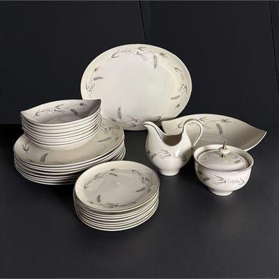 1958 -1960's Taylor Smith & Taylor Taylorton Silver Wheat Dinnerware Collection .jpg