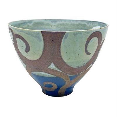 Liz Kinder Signed Studio Art Pottery Centerpiece Bowl
