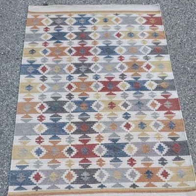Multicolored area rug