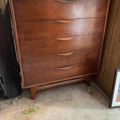 Midcentury Lane Perception