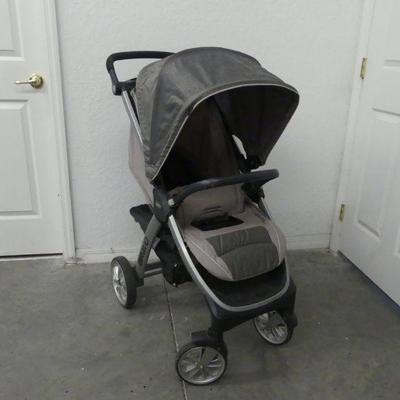 Chicco Bravo Quick-Fold Stroller - Beige