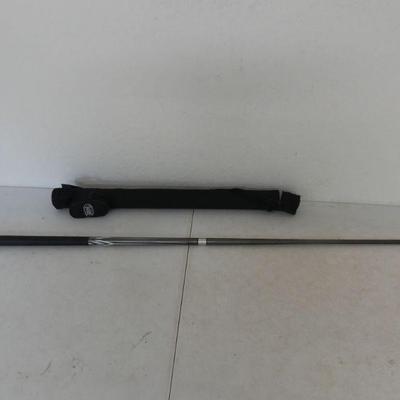 Classic Sport Precision Strike 58" Composite 2-Piece Pool Cue in Case