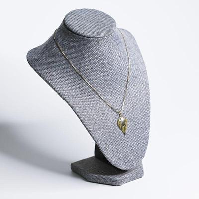Sparkle Leaf Pendant Necklace