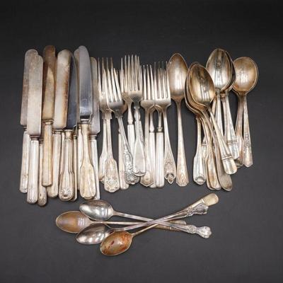 39 Pc Silver Plated Flatware Set